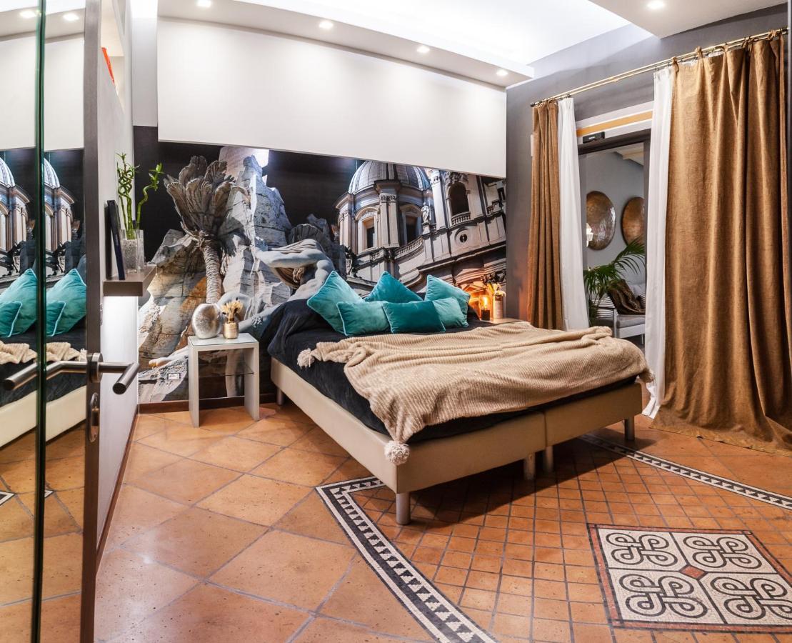 Daphne Luxury Rom